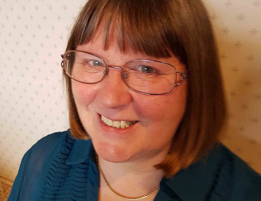 Social media guidelines, recycling and registering for Members’ Weekend.