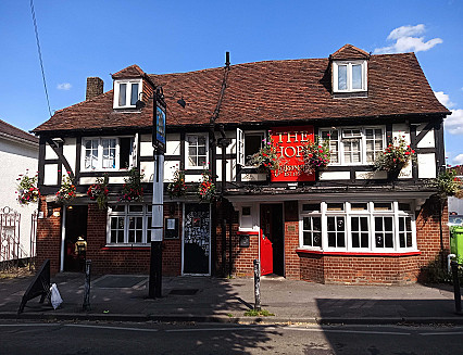 CAMRA unveils UK’s top 16 pubs