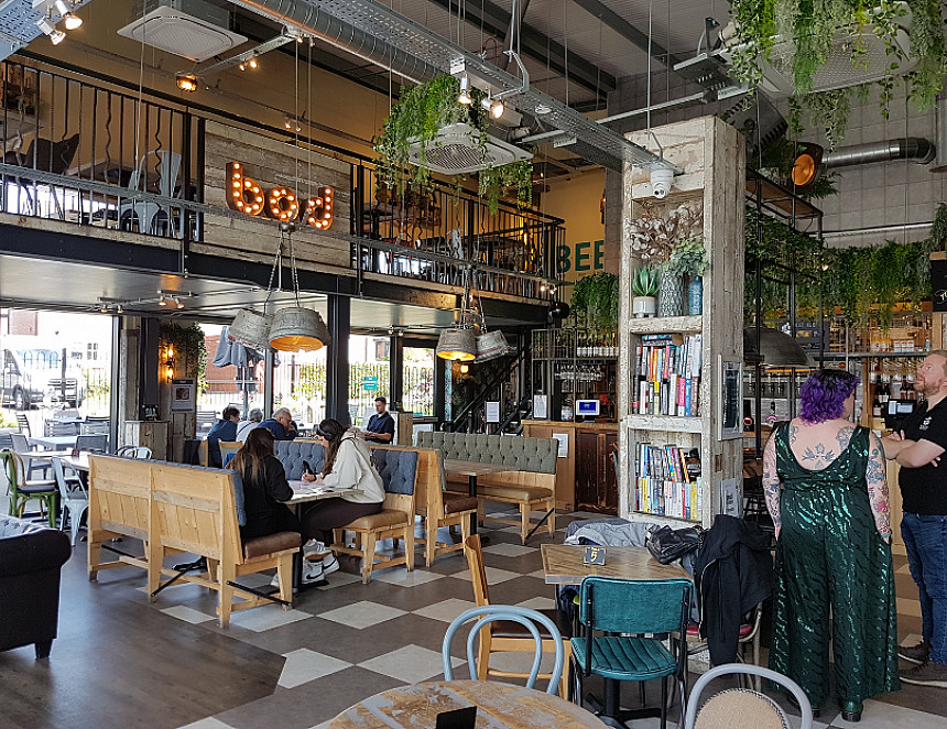 Picture perfect pubs: CAMRA design awards open 