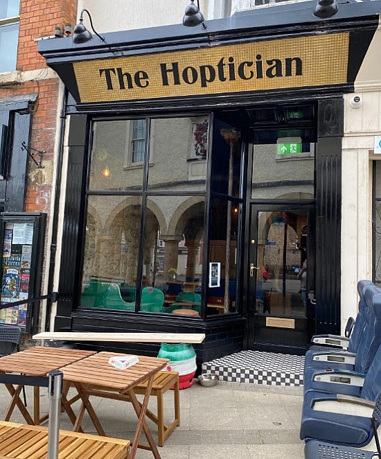 Eye-conic micropub sees off rivals to take cider crown